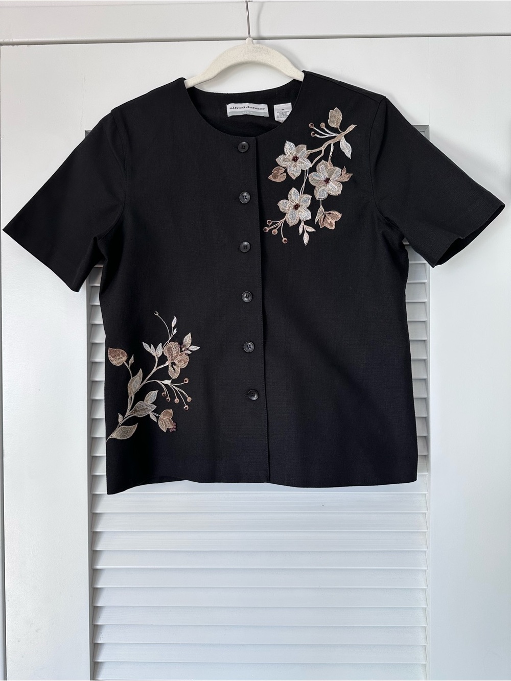 Alfred Dunner Petite Floral Embroidered Beaded Linen Blend Button Top